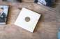 Preview: Foto-Magnet aus Birkenholz mit Hundefoto und Namen "Amy", 5x7 cm, UV-Druck und Lasergravur