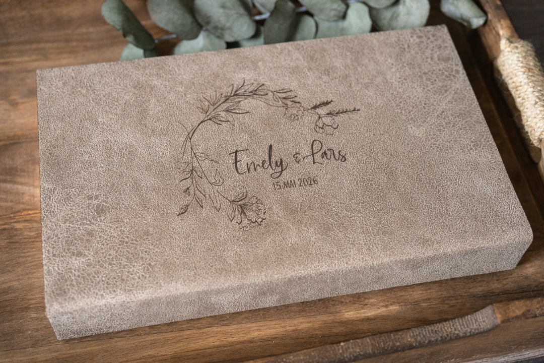 Holzbox No.113 mit Deckel aus Kunstleder antik individuell | Gravur oder UV-Druck