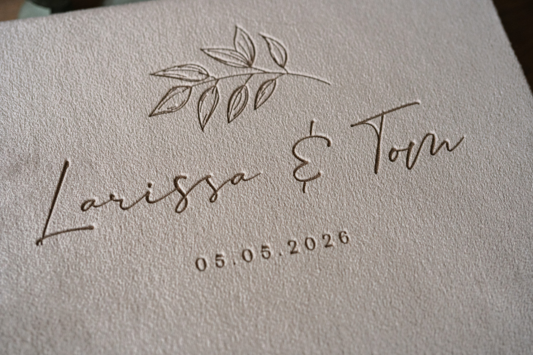 Holzbox No.117 mit Deckel aus Samt individuell | Gravur oder UV-Druck | für USB Stick