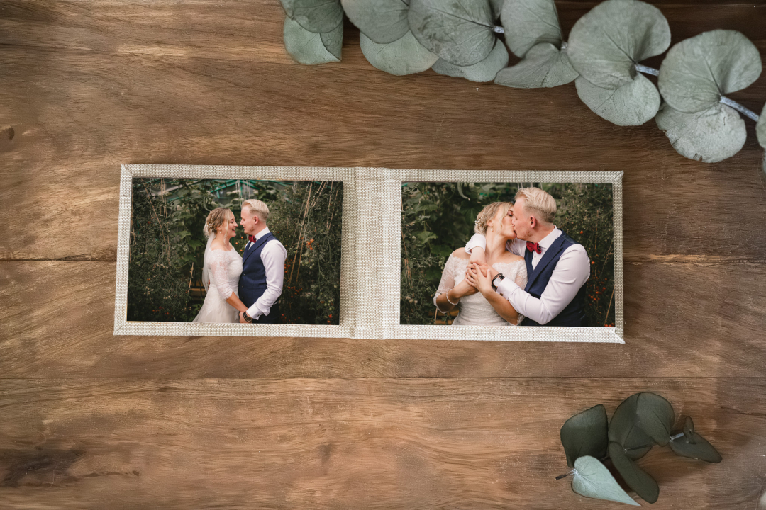 Leinen-Triplex – 2 Bilder