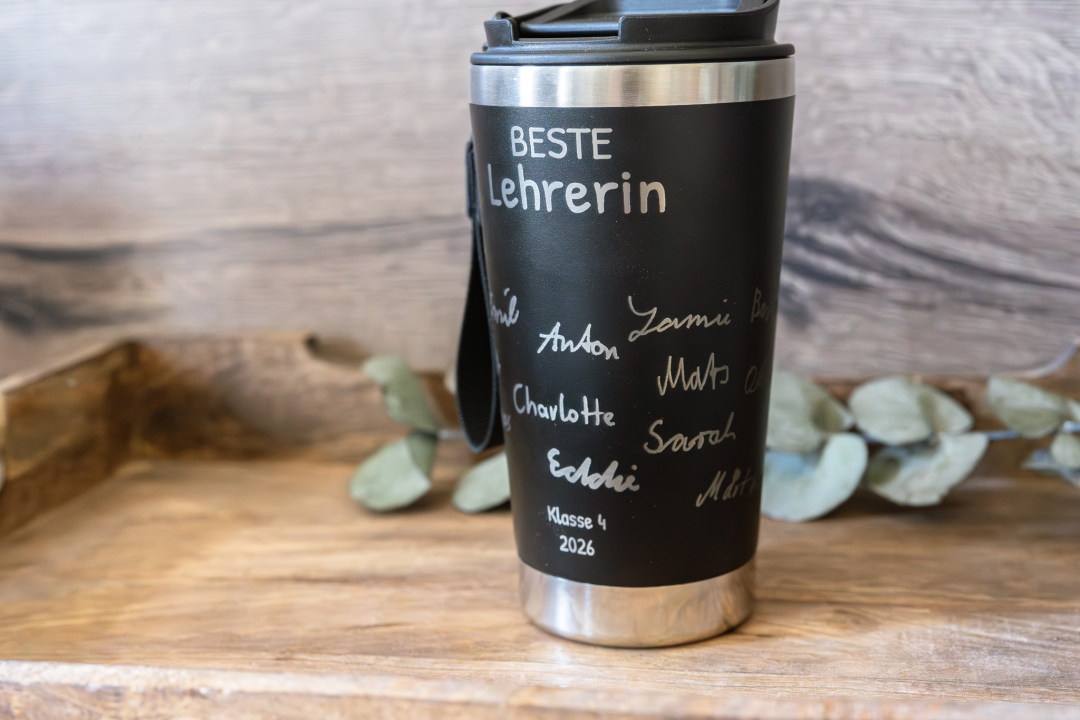 Preview: Thermobecher Lehrerin personalisiert – mit Kinderschrift