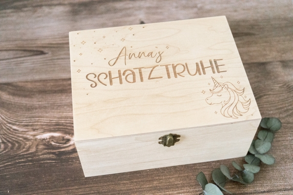 Holzbox "Schatztruhe" Einhorn - personalisiert