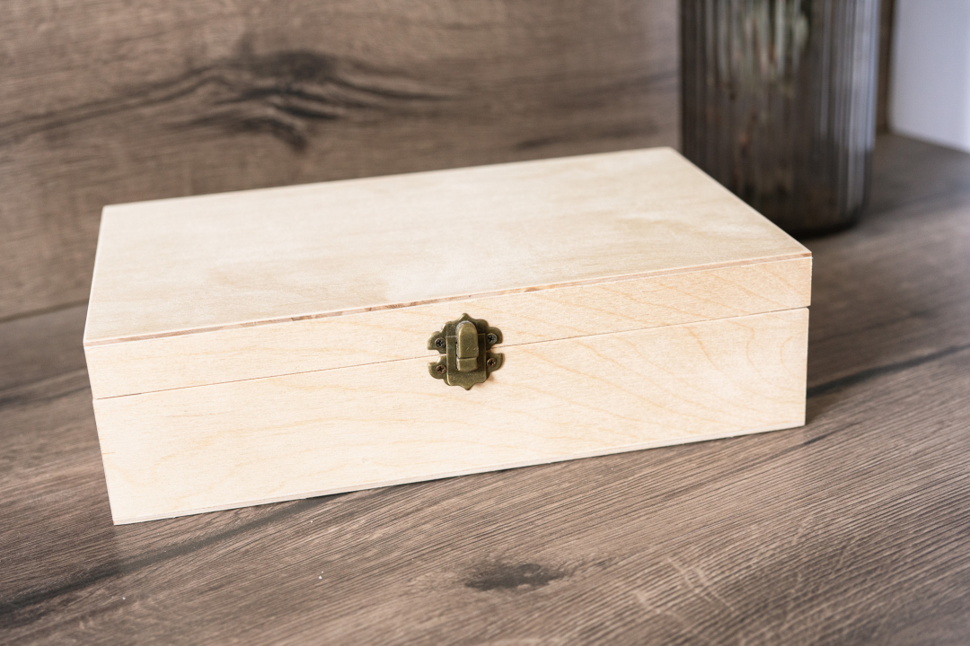 Holzbox No.53 mit Klappdeckel | für Bilder mit/ohne USB Fach | personalisiert mit Gravur oder UV Druck