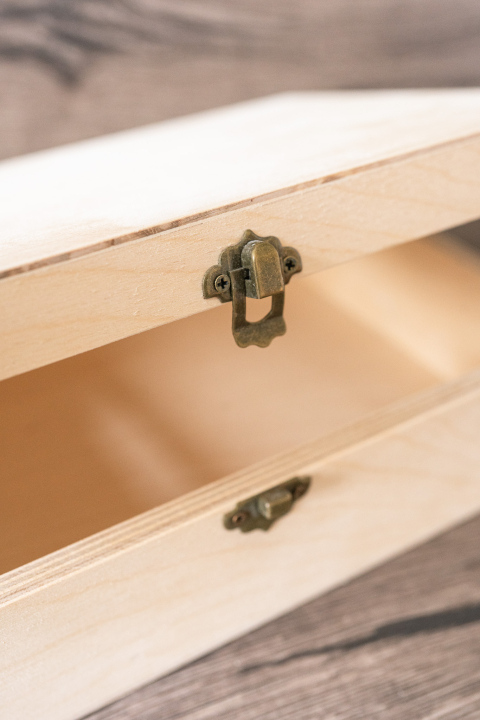 Holzbox No.53 mit Klappdeckel | für Bilder mit/ohne USB Fach | personalisiert mit Gravur oder UV Druck