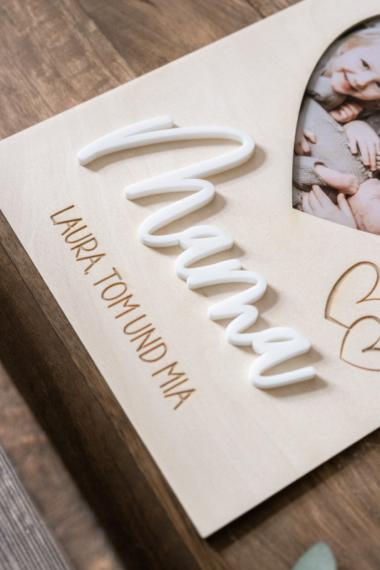 Holzaufsteller mit Holzleiste und Kerzenhalter, Sternform, Gravur kleiner Stern